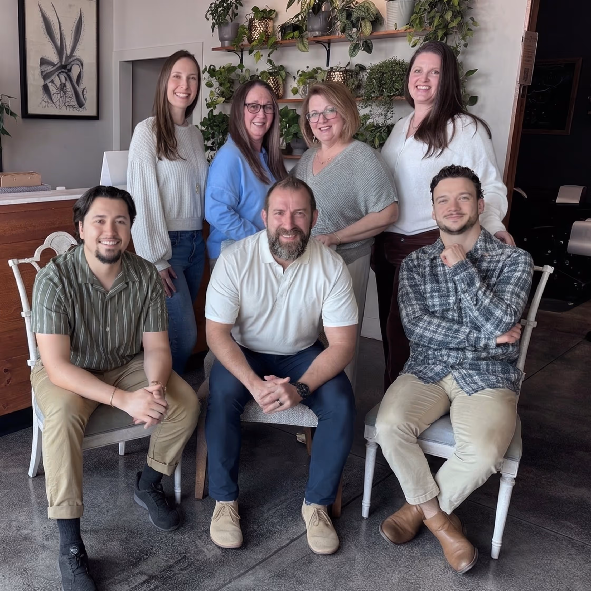 About Thrive Wellness Center chiropractic clinic mobile background image