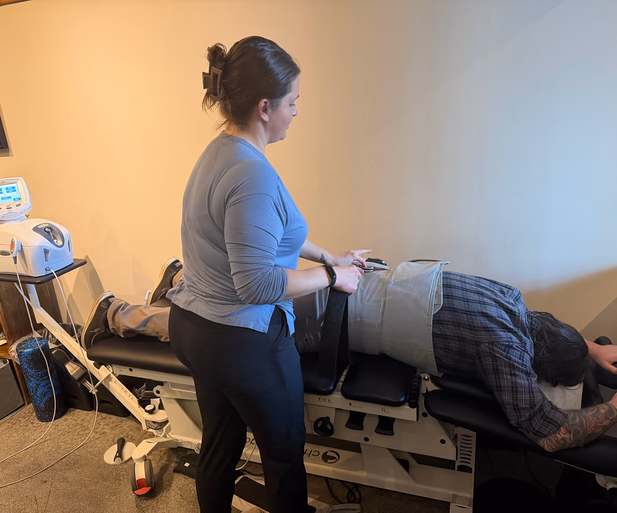 Spinal decompression therapy treatment at Thrive Wellness Center