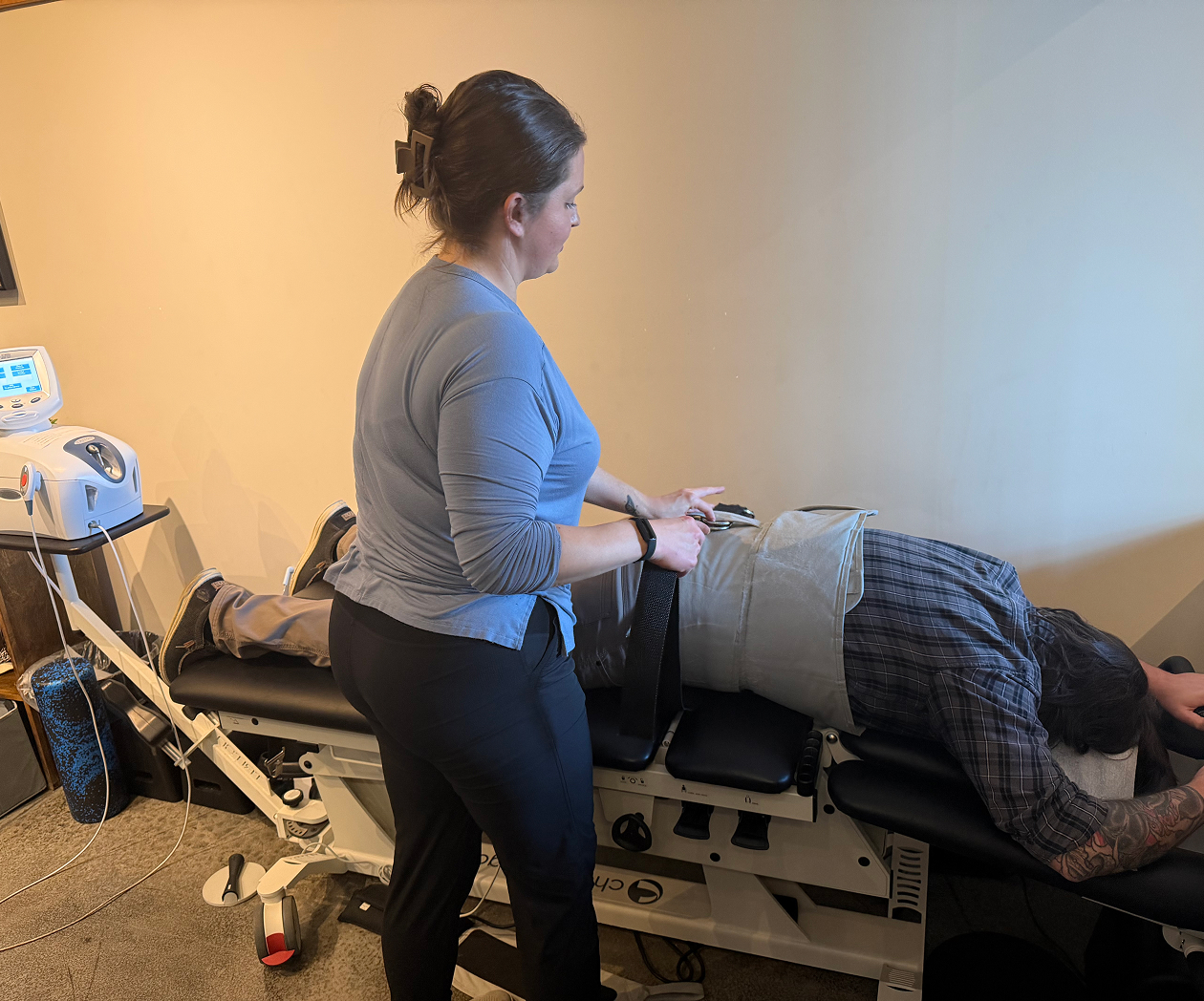 Spinal decompression therapy treatment at Thrive Wellness Center