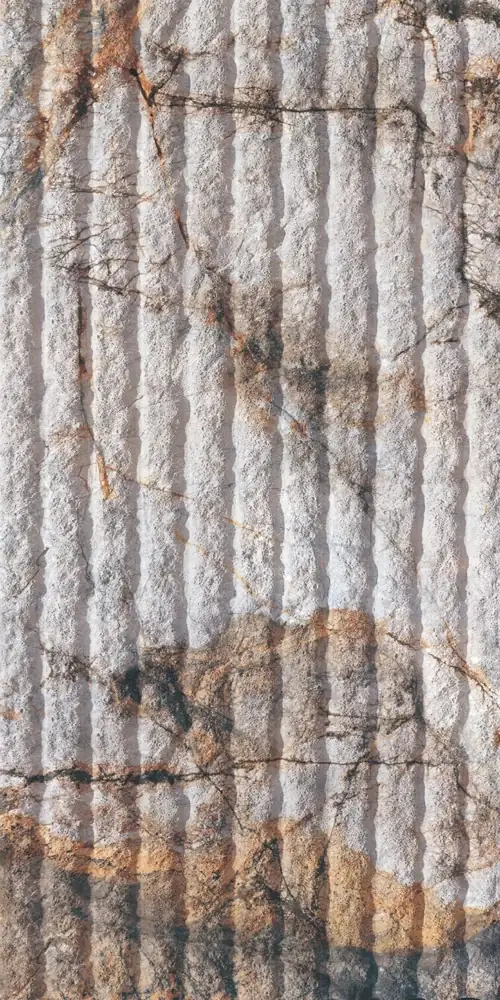 Oman Linear Stone — Florence Gold