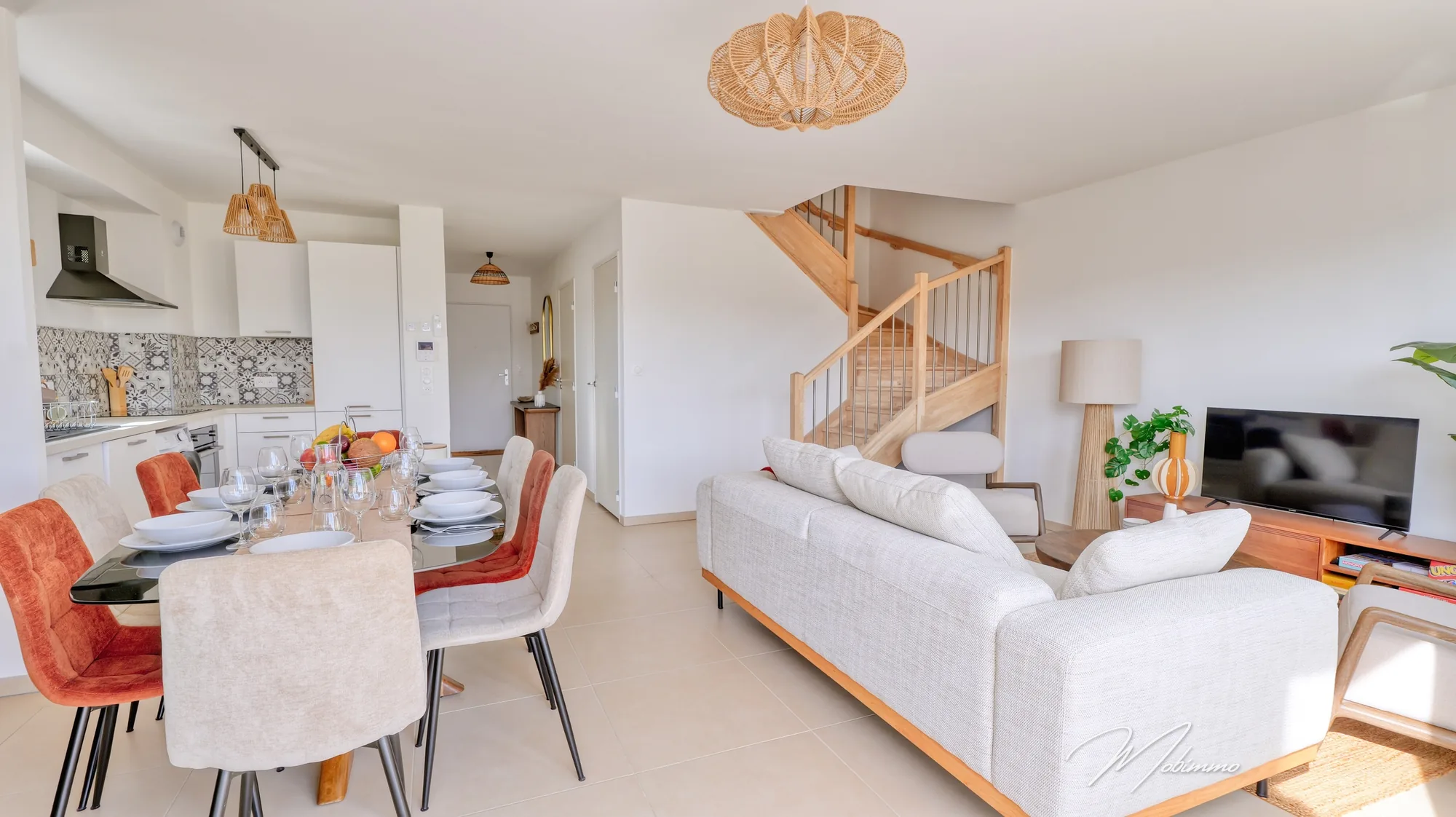 Séjour de la Villa Provence Lumière à La Garde-Freinet, aménagement Airbnb
