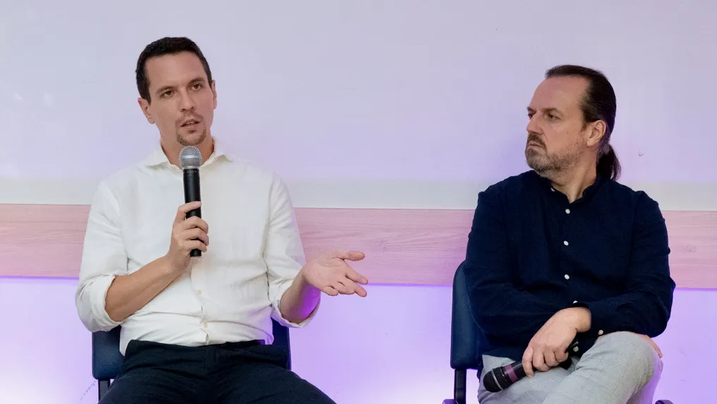 Speakers presenting at Polkadot Day in Budapest.