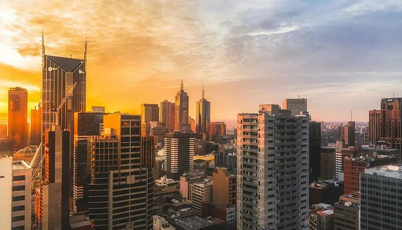 Xpedition-contact-three-brunch-office