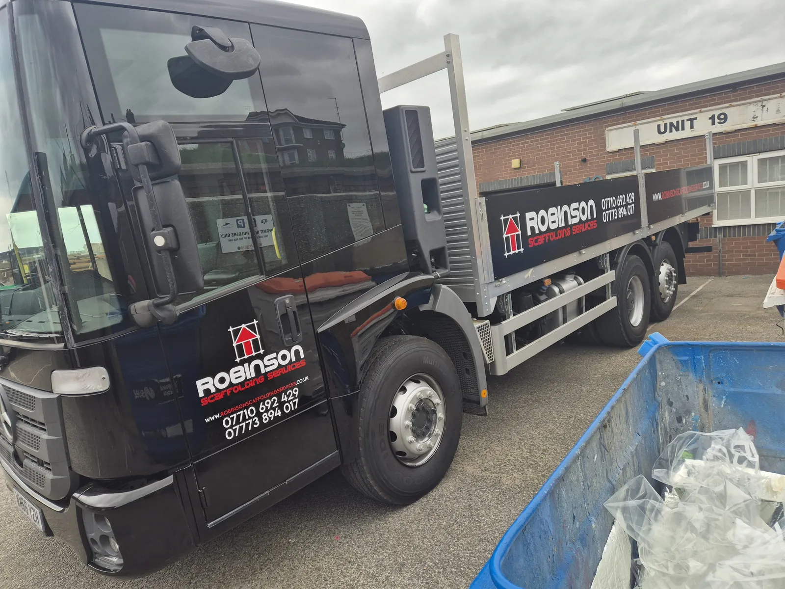 Robinson Scaffolding lorry graphics