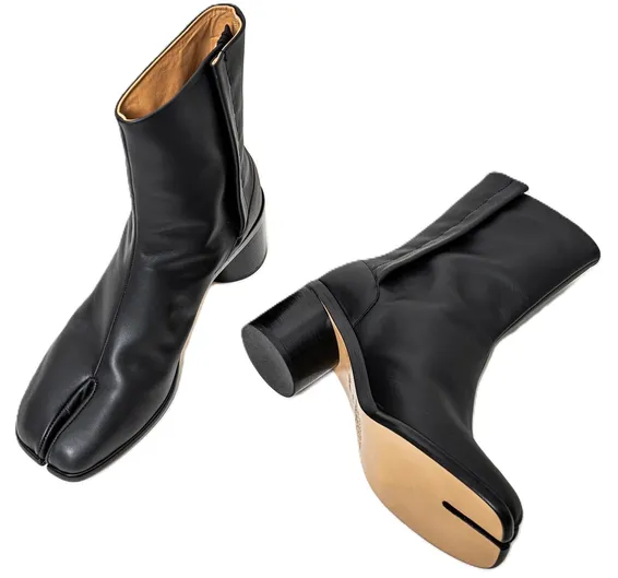 Maison Margiela Tabi Boots (2 Variants)