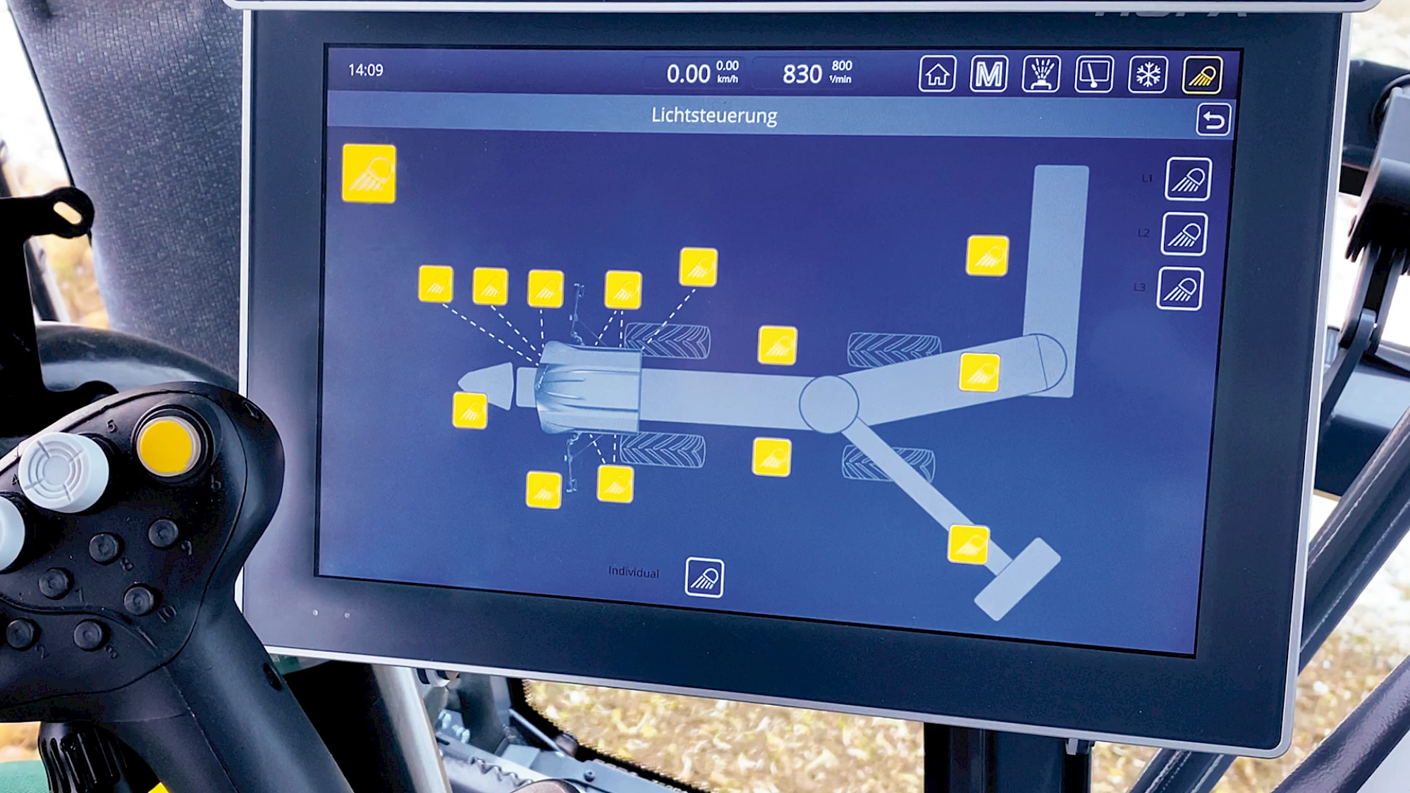 The lighting screen on the ROPA Maus 6 R-touch terminal