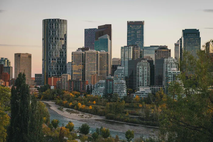 Managed IT services in Calgary NW monitoring business systems 24/7