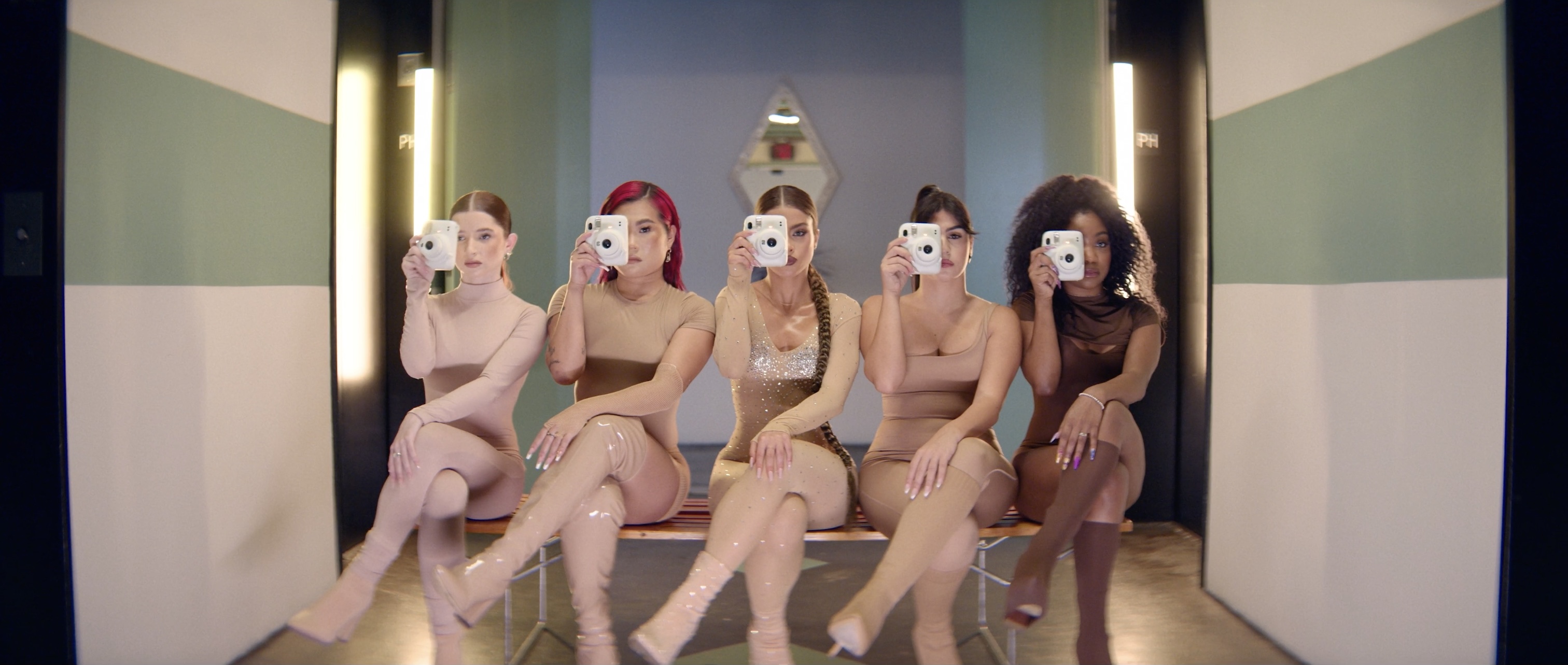 YOU LIKE WHAT YOU SEE