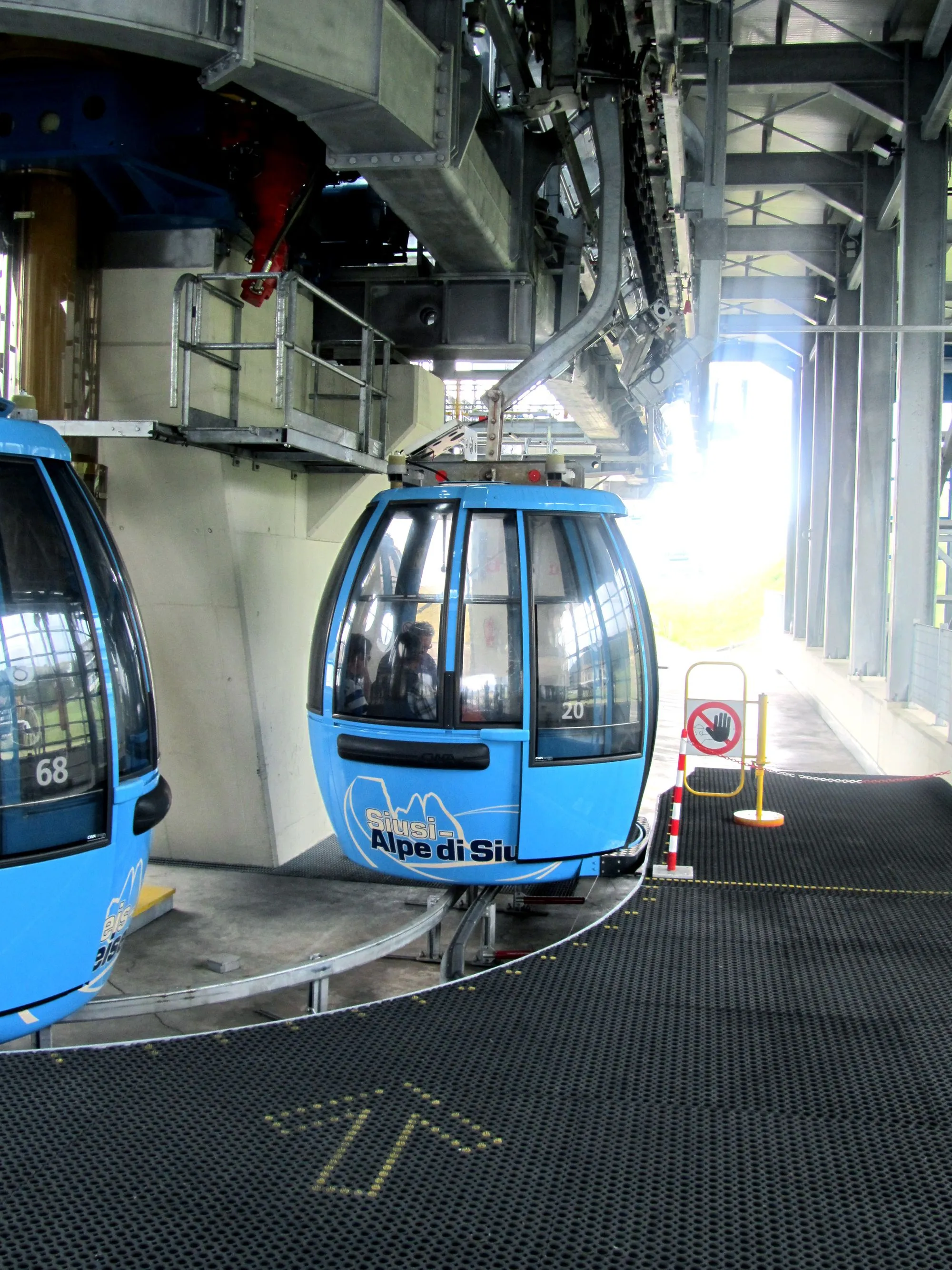 Isolate & decouple vibrations