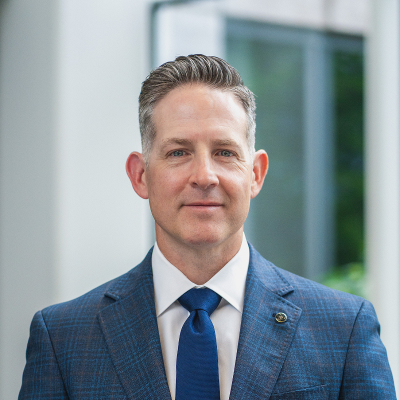 Jason Hernandez headshot