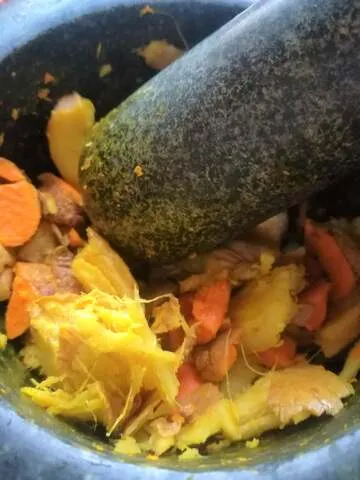 Epices à piler au mortier