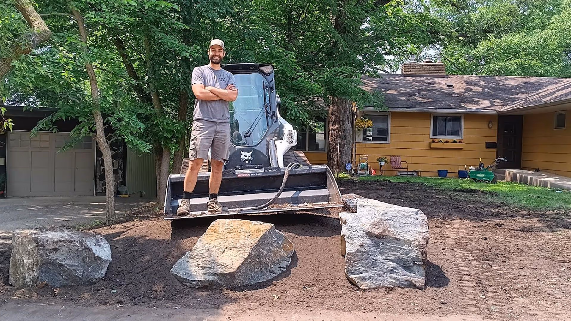 local landscaping professional in St Louis Park, MN 