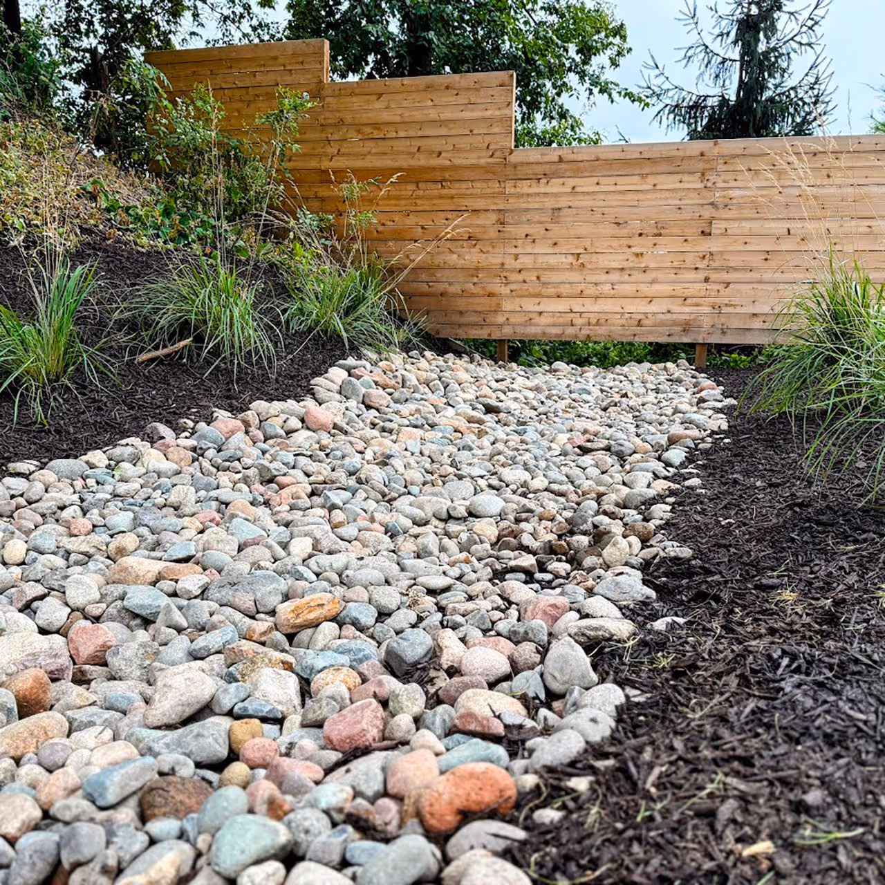 rofessional landscape design and installation in St Louis Park MN 