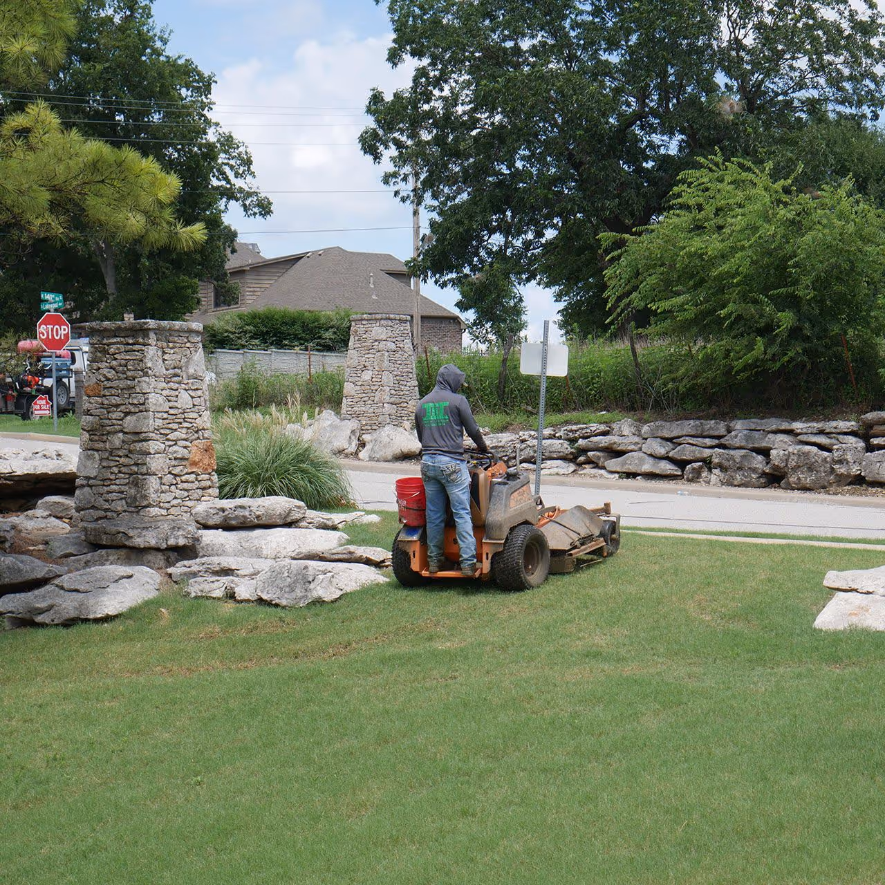 Commercial lawn maintenance services near me by TnT Premier Landscape