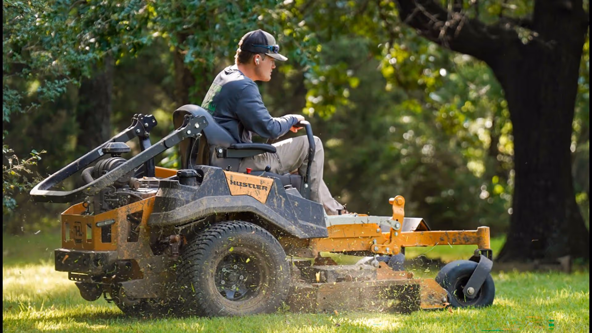 Professional commercial lawn mowing and grounds maintenance in Tulsa, OK by TnT Premier Landscape