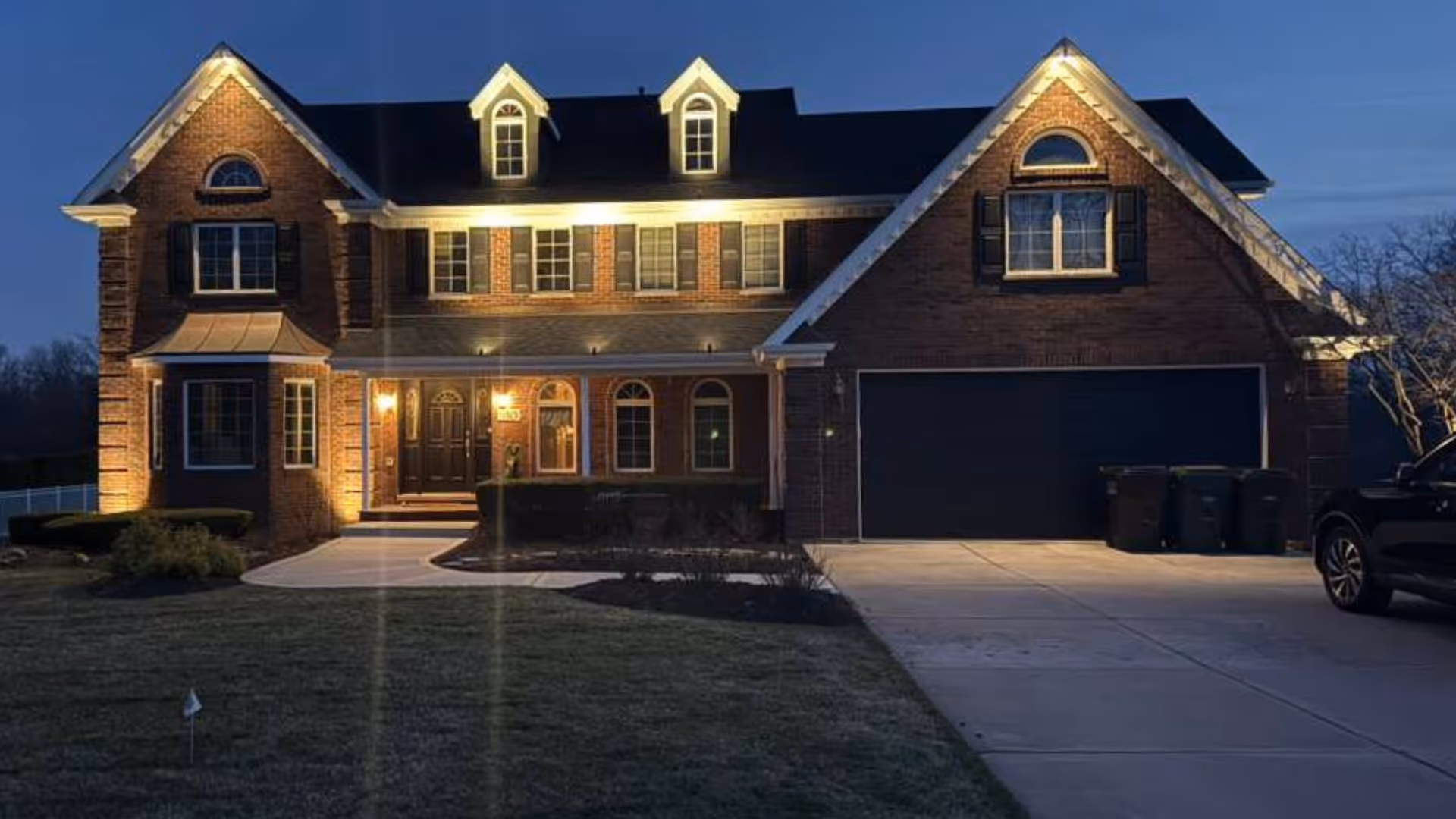 orland-park-april-vivid-outdoor-lighting-project