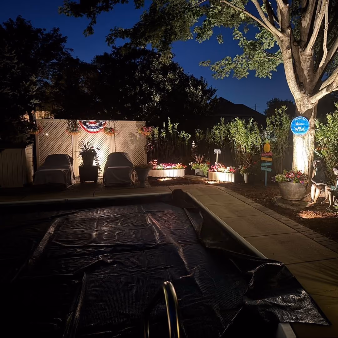 vivid-outdoor-lighting-frankfort-backyard-highlight