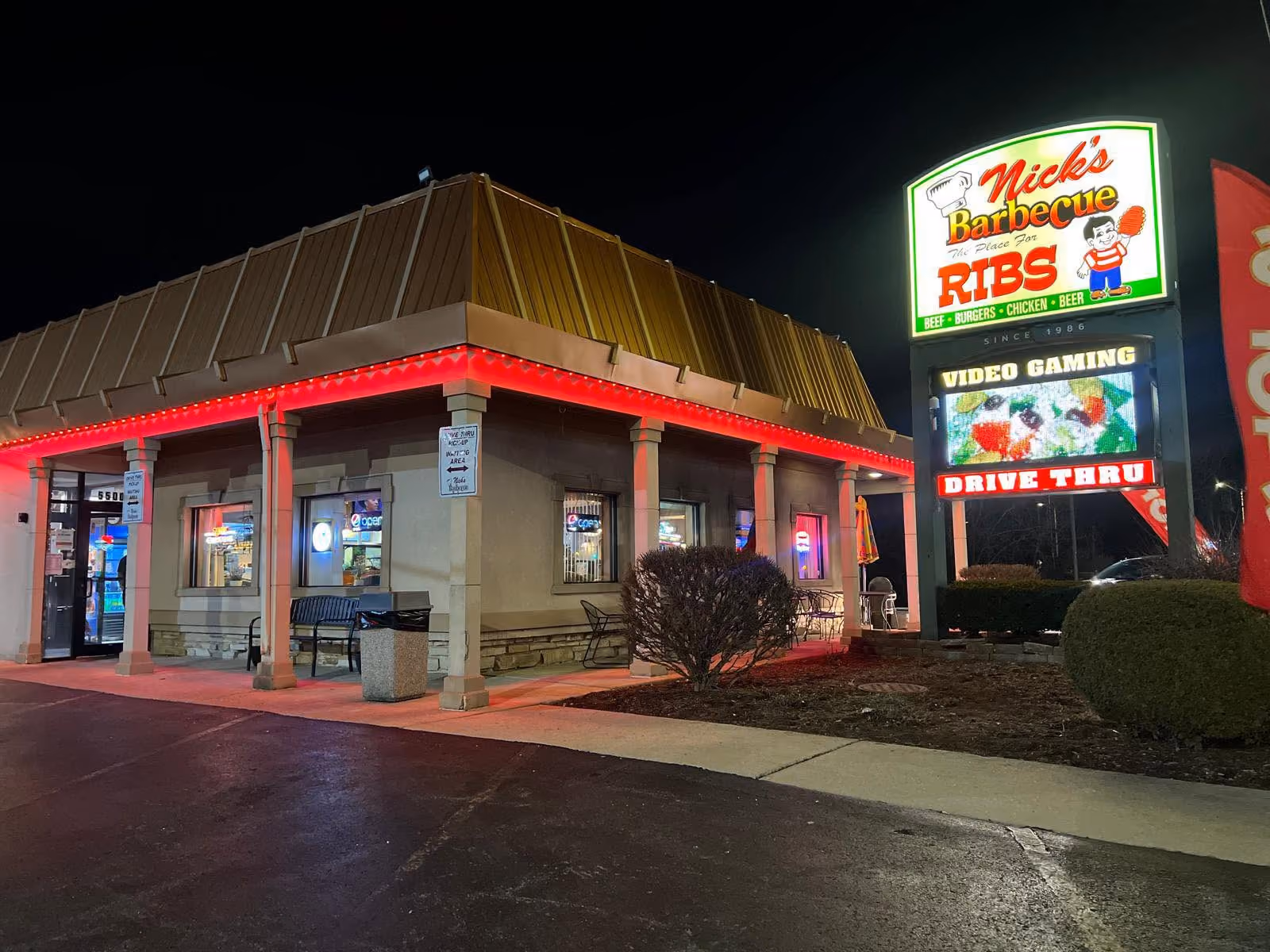 alsip-commercial-lighting-permanent-vivid-outdoor-lighting-red