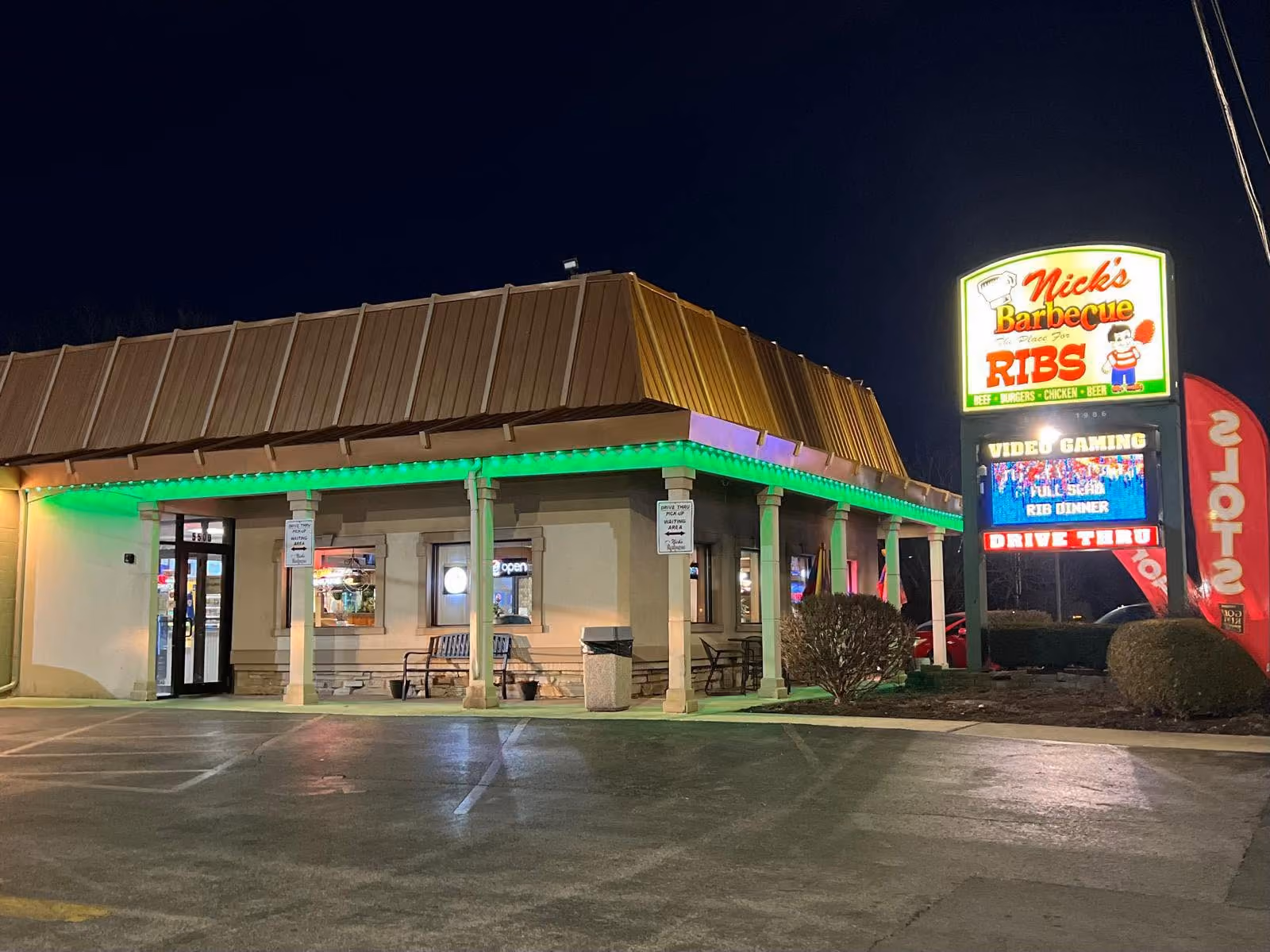 alsip-commercial-lighting-permanent-vivid-outdoor-lighting-green