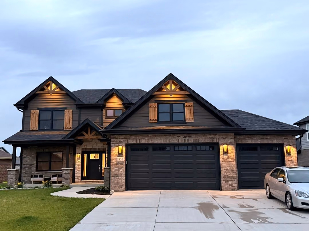 new-lenox-outdoor-lighting-highlight