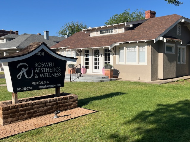 Front view of Roswell Aesthetics & Wellness