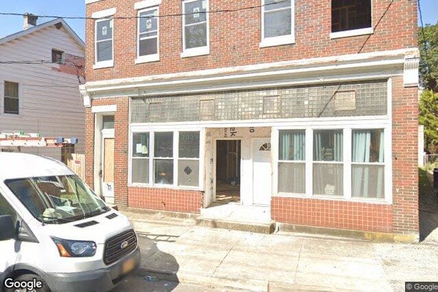 6430645-pennsylvania-ave