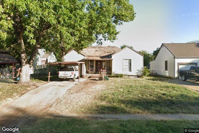 1106-oak-st
