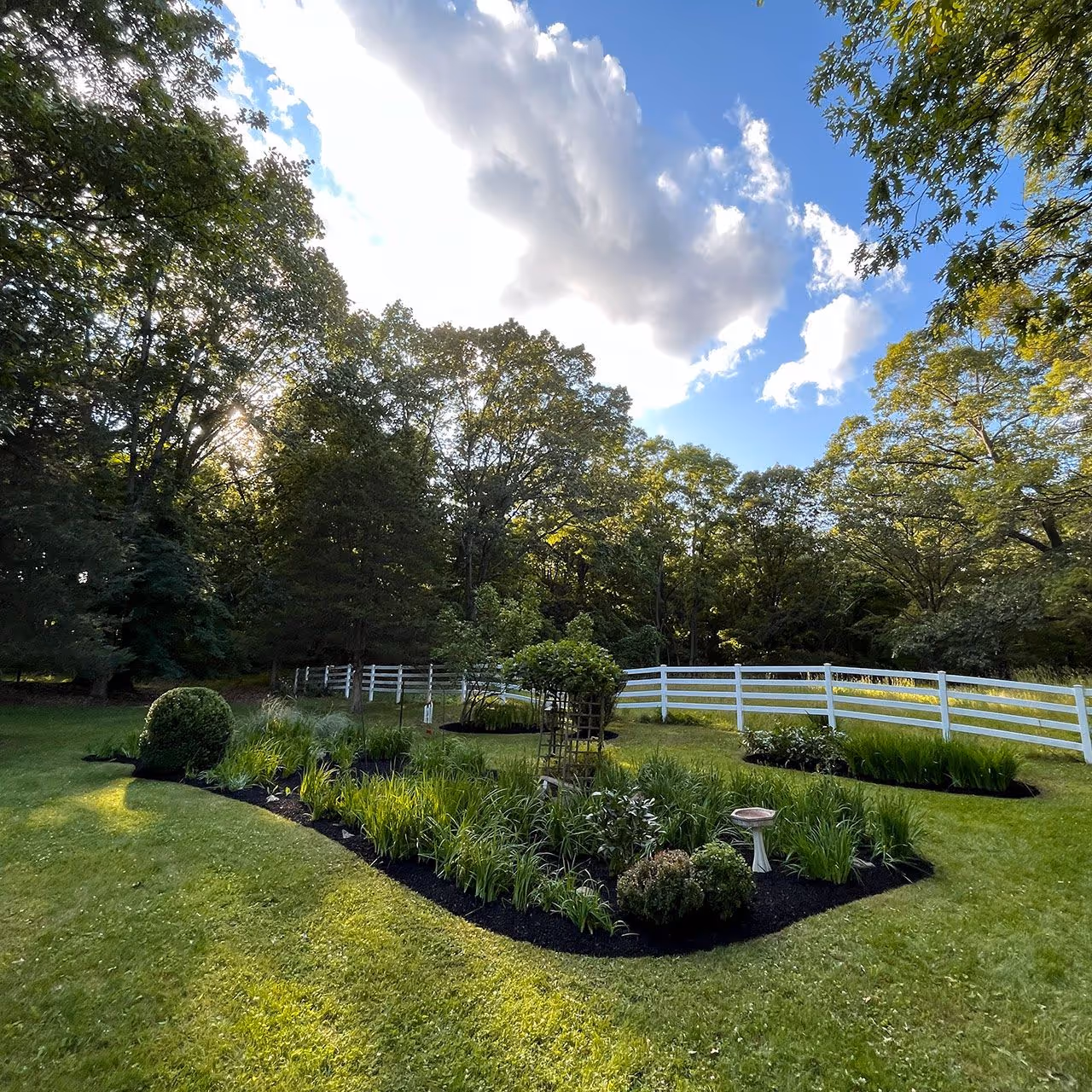 Lawn maintenance mowing trimming edging near me Red Hook NY