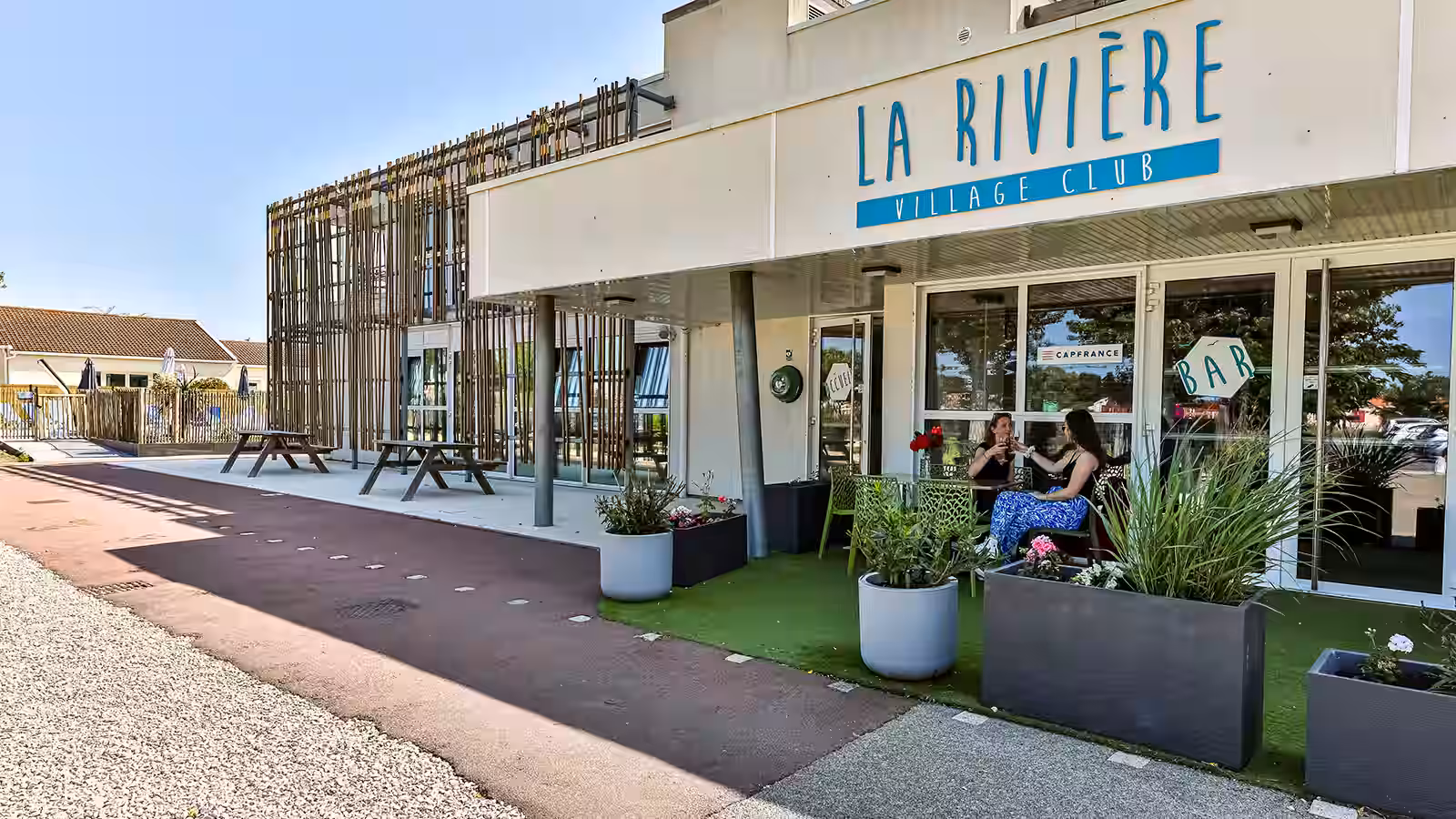 Photo de la devanture de La Rivière
