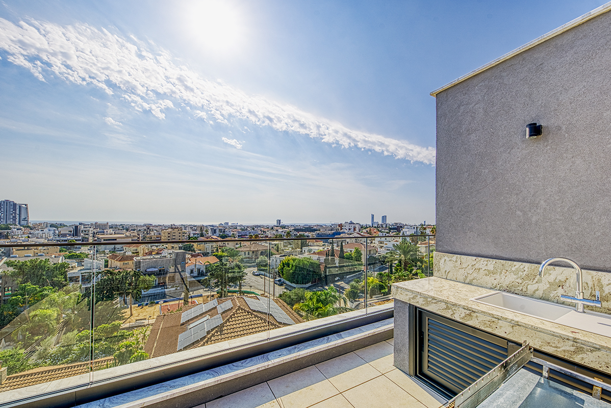 DSC09744_130 copy.jpg