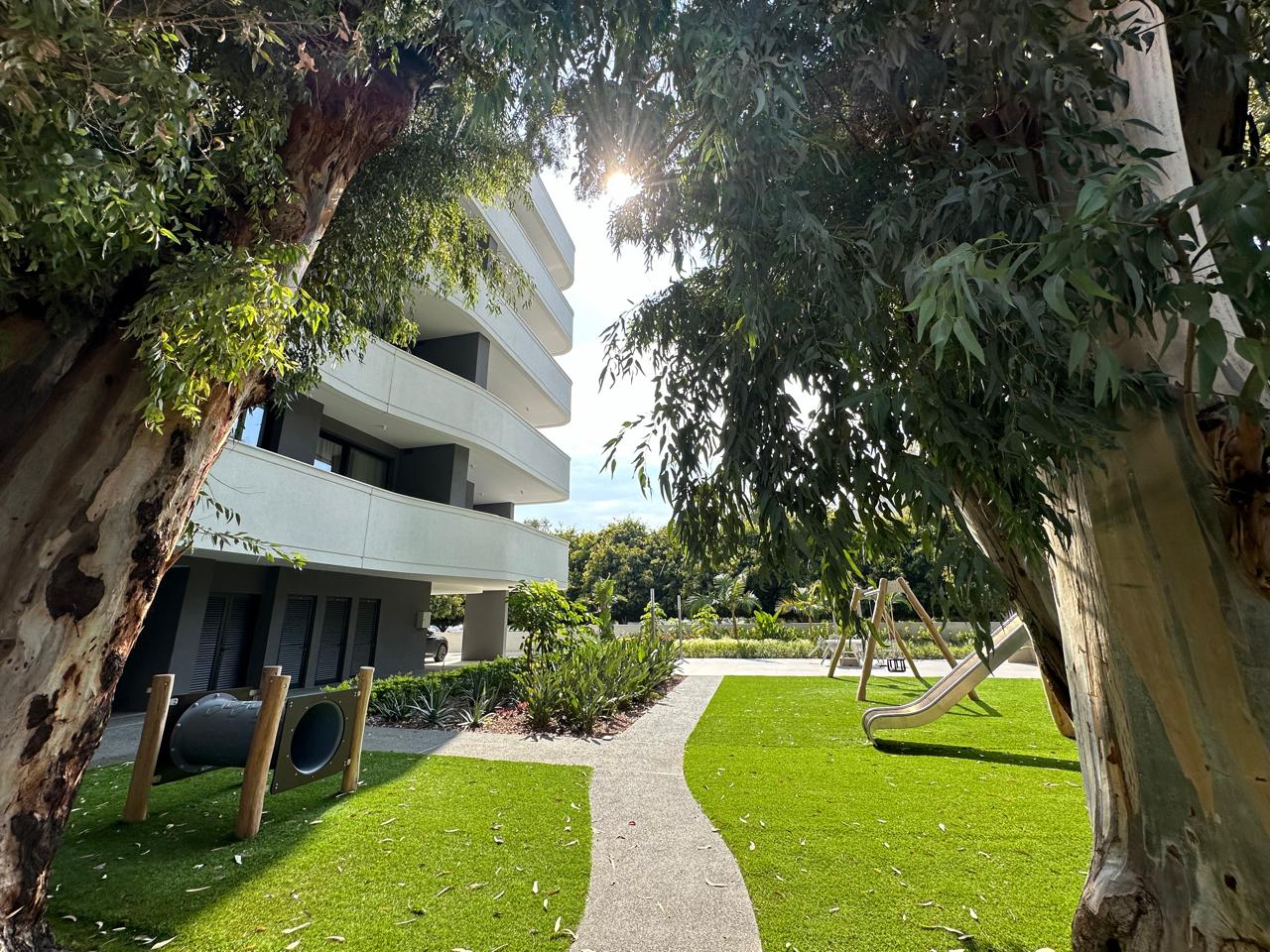 WhatsApp Image 2024-04-12 at 22.09.33_364ebf59.jpg