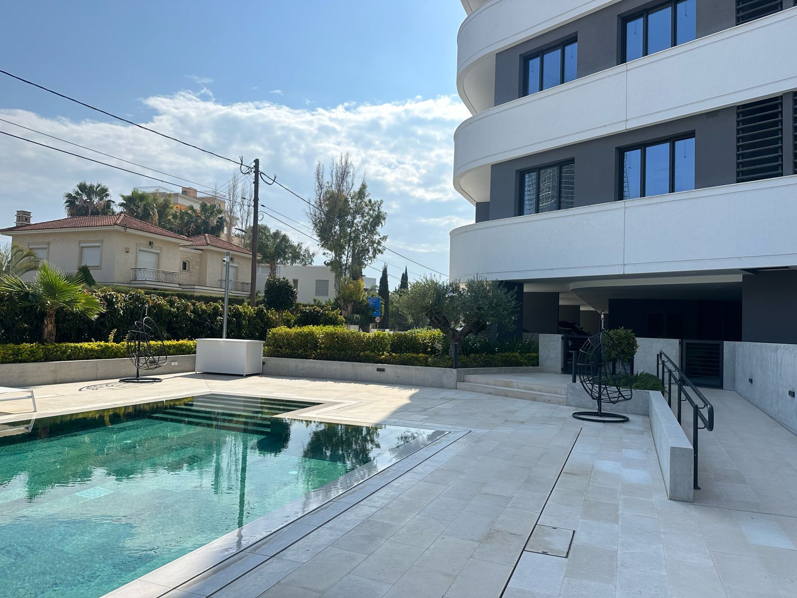 WhatsApp Image 2024-04-12 at 22.10.37_f6ea2479.jpg