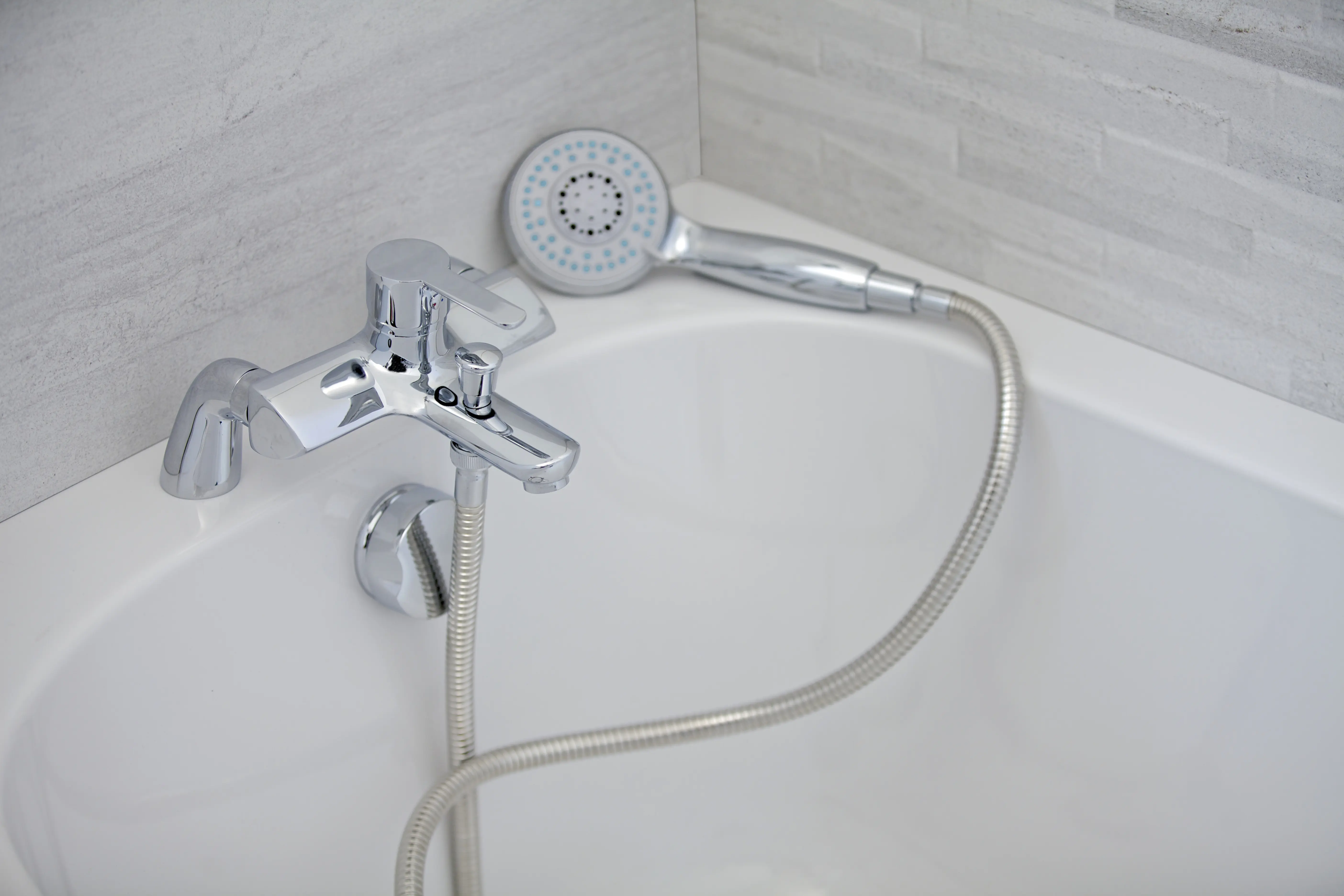 BATH/SHOWER MIXER