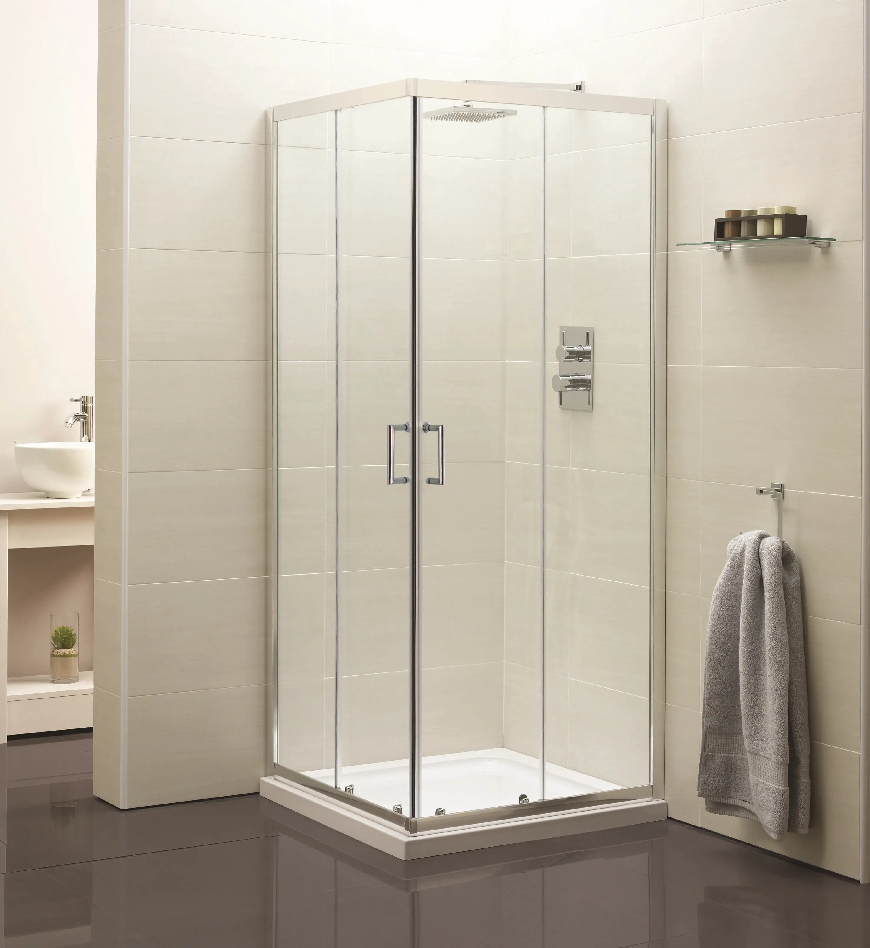 AQUA CORNER ENTRY ENCLOSURE