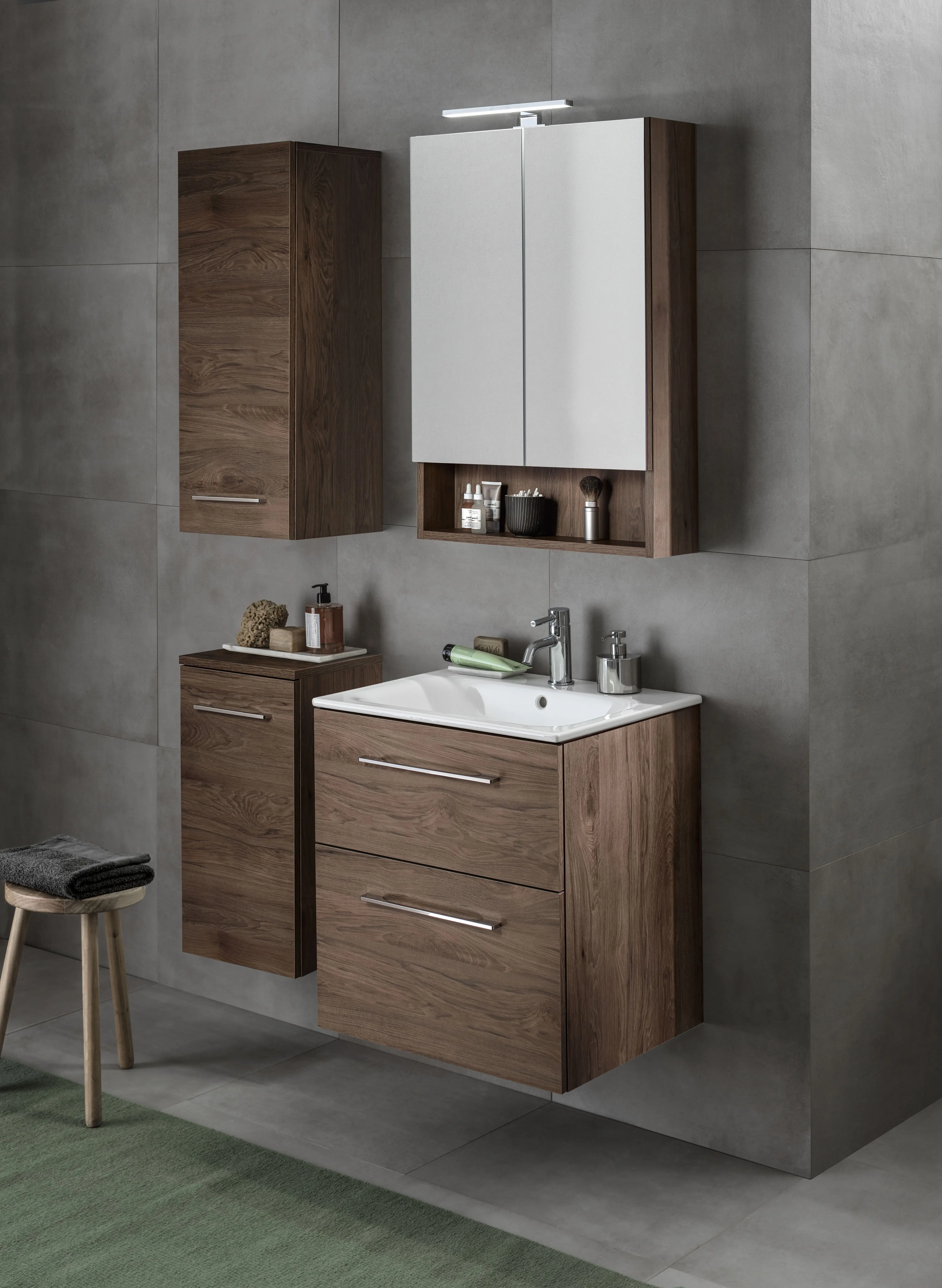 WC & FURNITURE