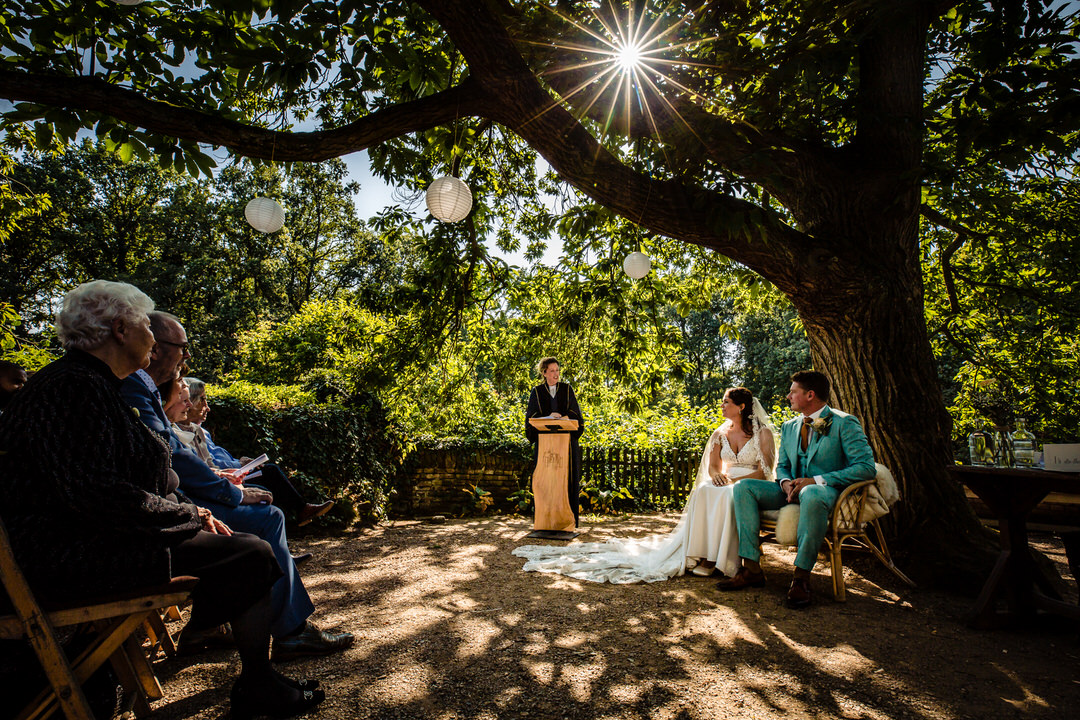 trouwceremonie bij Slot Doddendael, bruidsfotograaf Slot Doddendael, trouwen in Nijmegen, trouwfotograaf Nijmegen