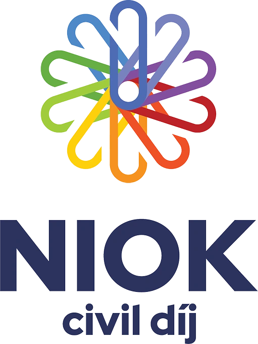 A NIOK Civil Díj logója.