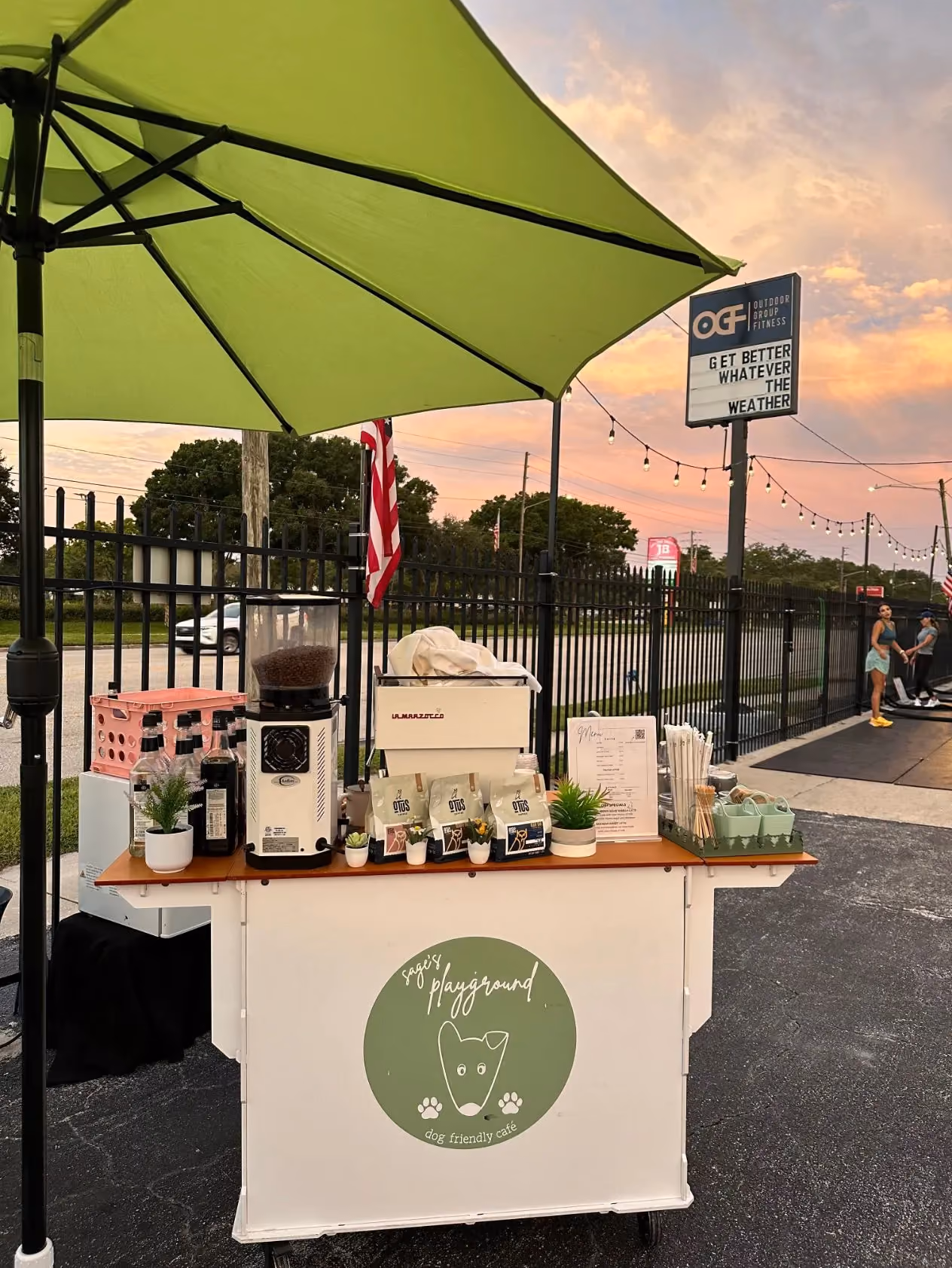 The Sage's Playground coffee cart at sunrise at an Outdoor Group Fitness event in Tampa Bay