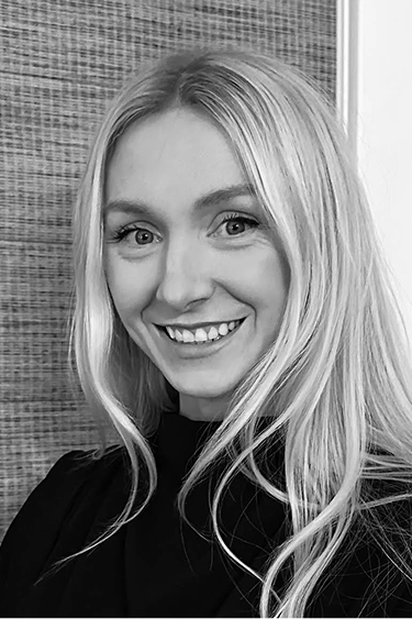 Portrait of Andi Henke, Public Relations Expert at Constellar