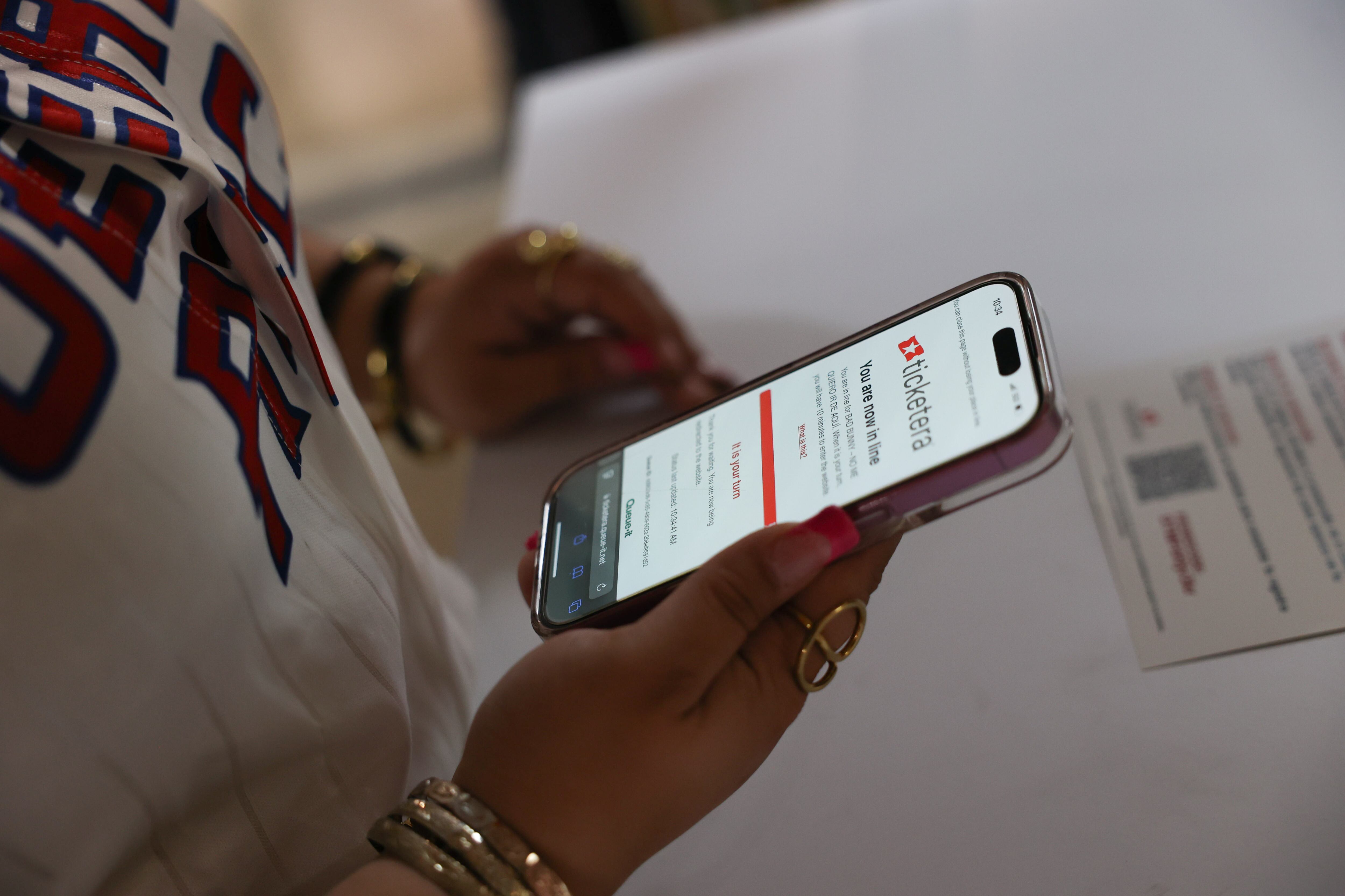 Ticketera app screen indicating they are now in line.