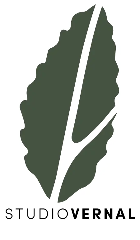 Green stylized leaf with the text 'STUDIO VERNAL' below it, where 'VERNAL' is bolded.