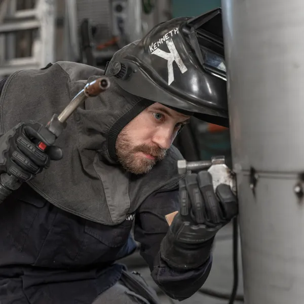 Brandon Peters headshot