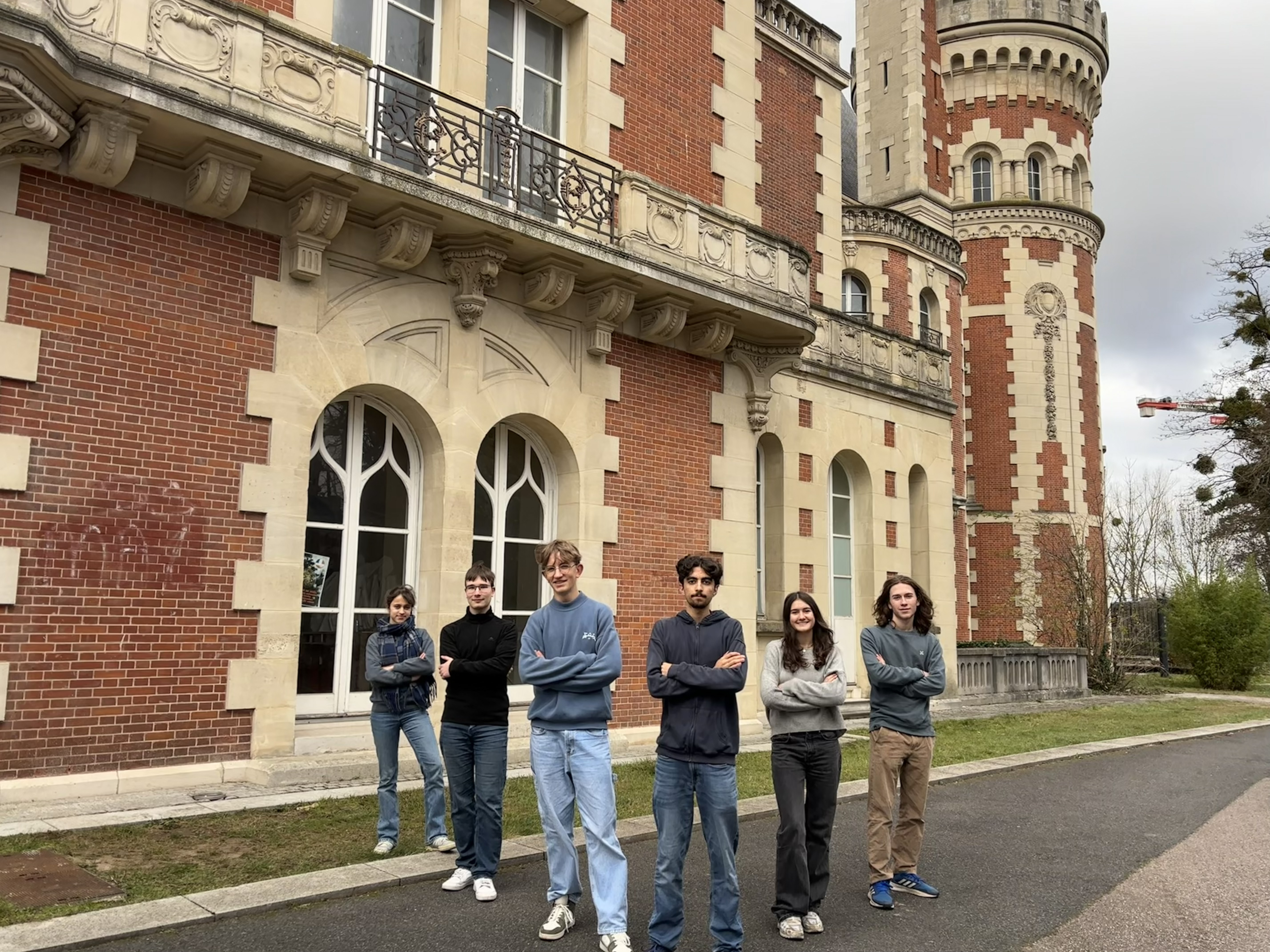 image of a chef in the kitchen (for an italian restaurant)