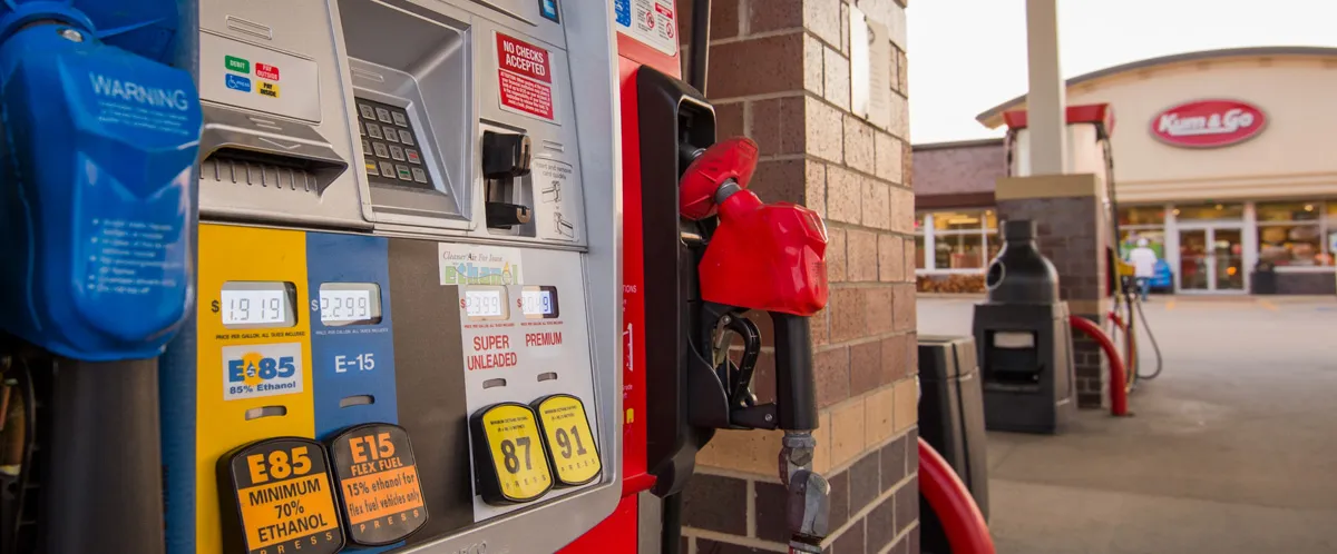 Kum & Go gas pump