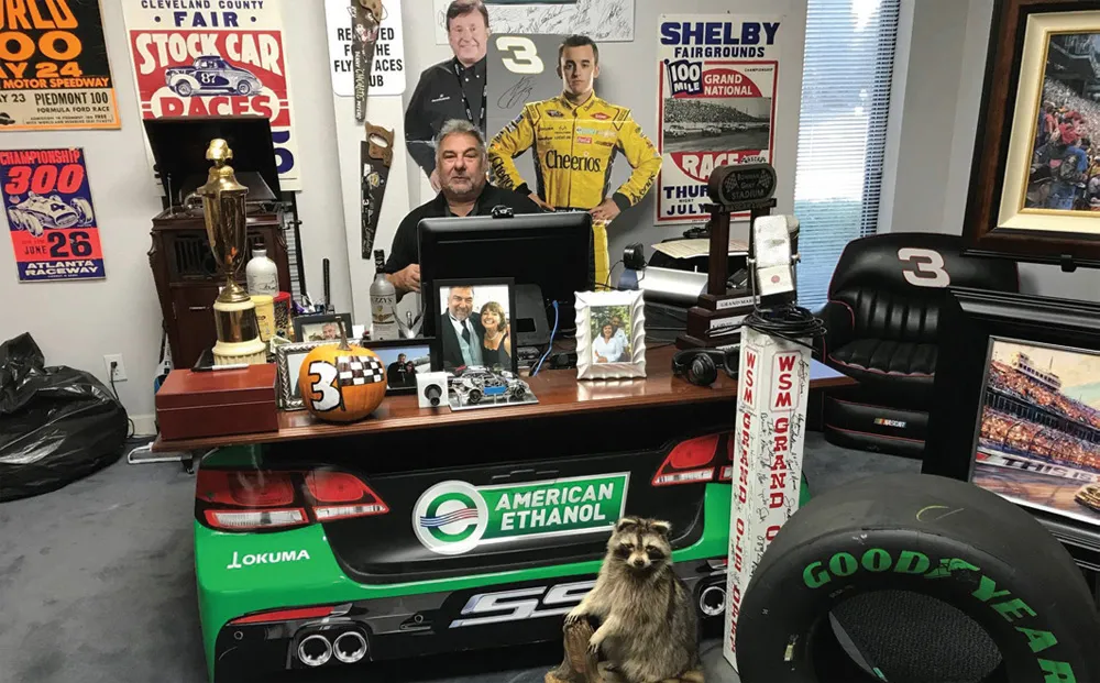 Danny ‘Chocolate’ Myers getting ready to co-host “Tradin’ Paint” on NASCAR Radio