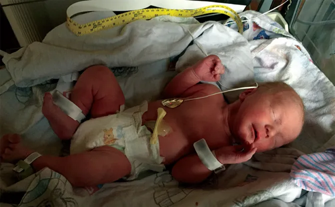 Photo after Dax was born