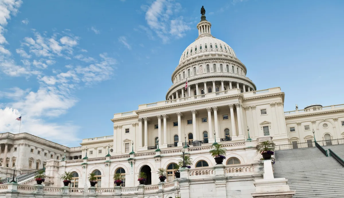 Capitol building with dome and steps