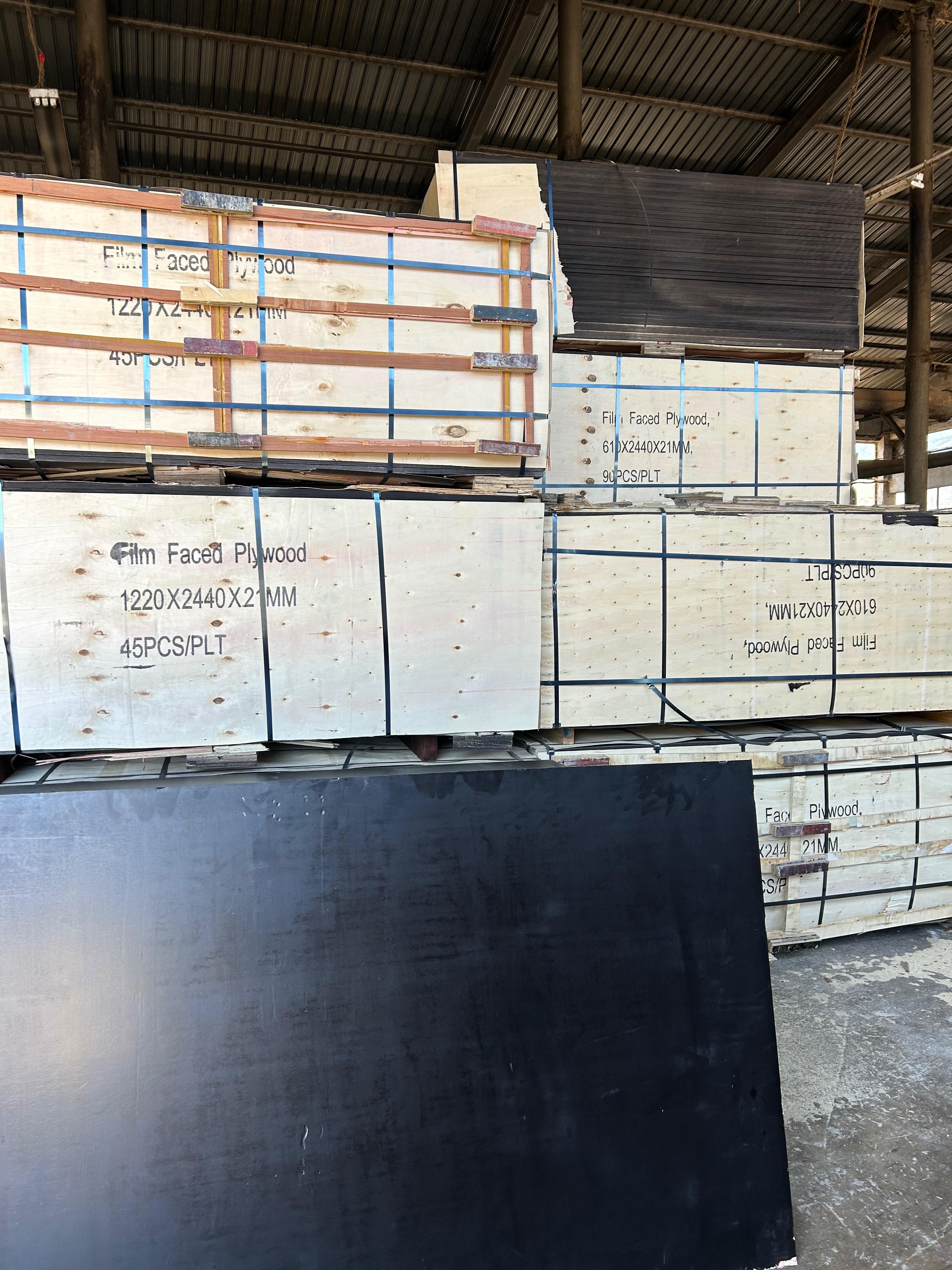 Шперплат кофражен половинки 610x2440x21mm – кафяв, БРОД-ДА | Бургас