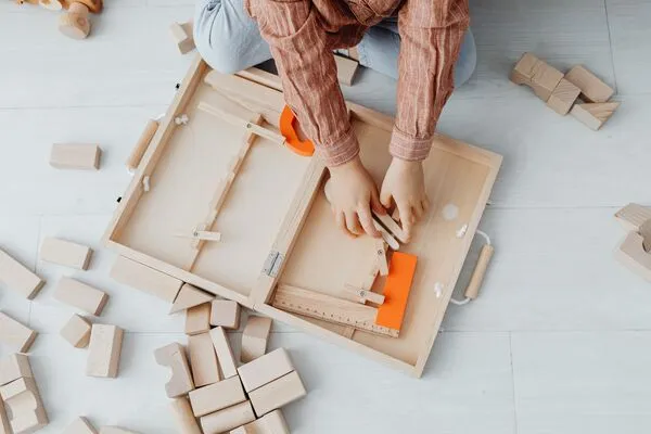 Montessori : Commencer par mesurer l'usage, pas les mètres carrés