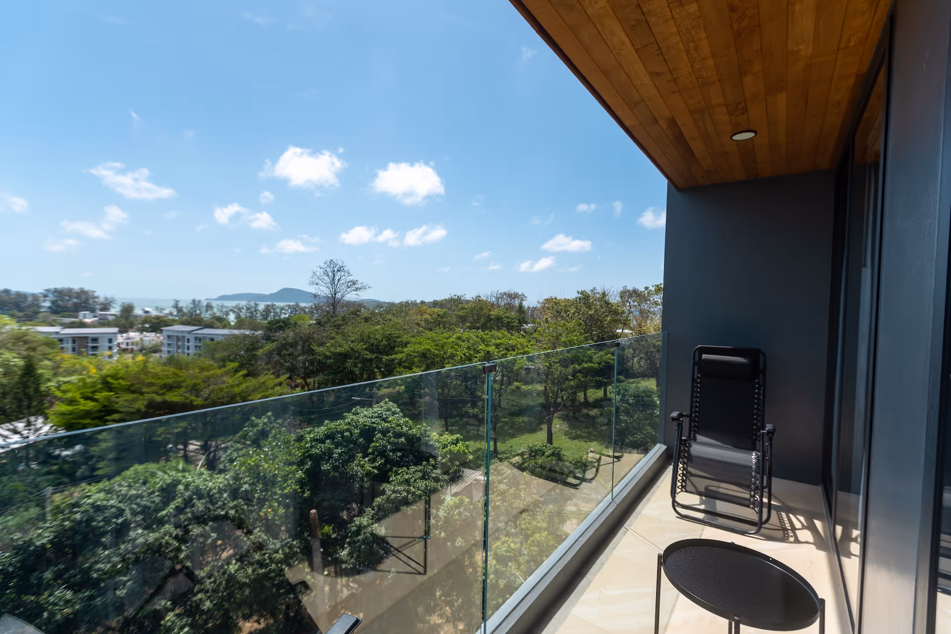 Calypso garden residences 304
